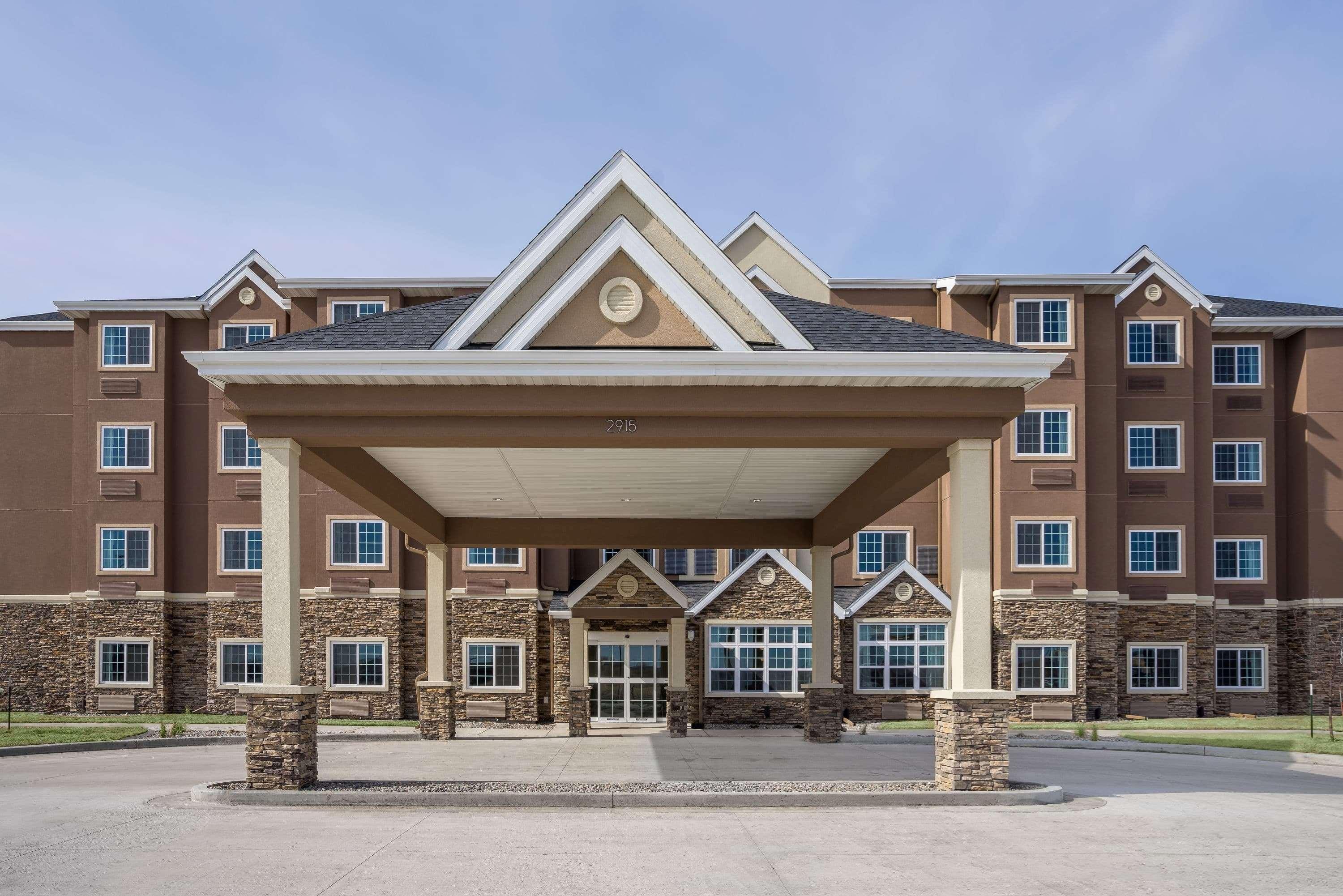 Microtel Inn & Suites By Wyndham Moorhead Fargo Area Exterior photo